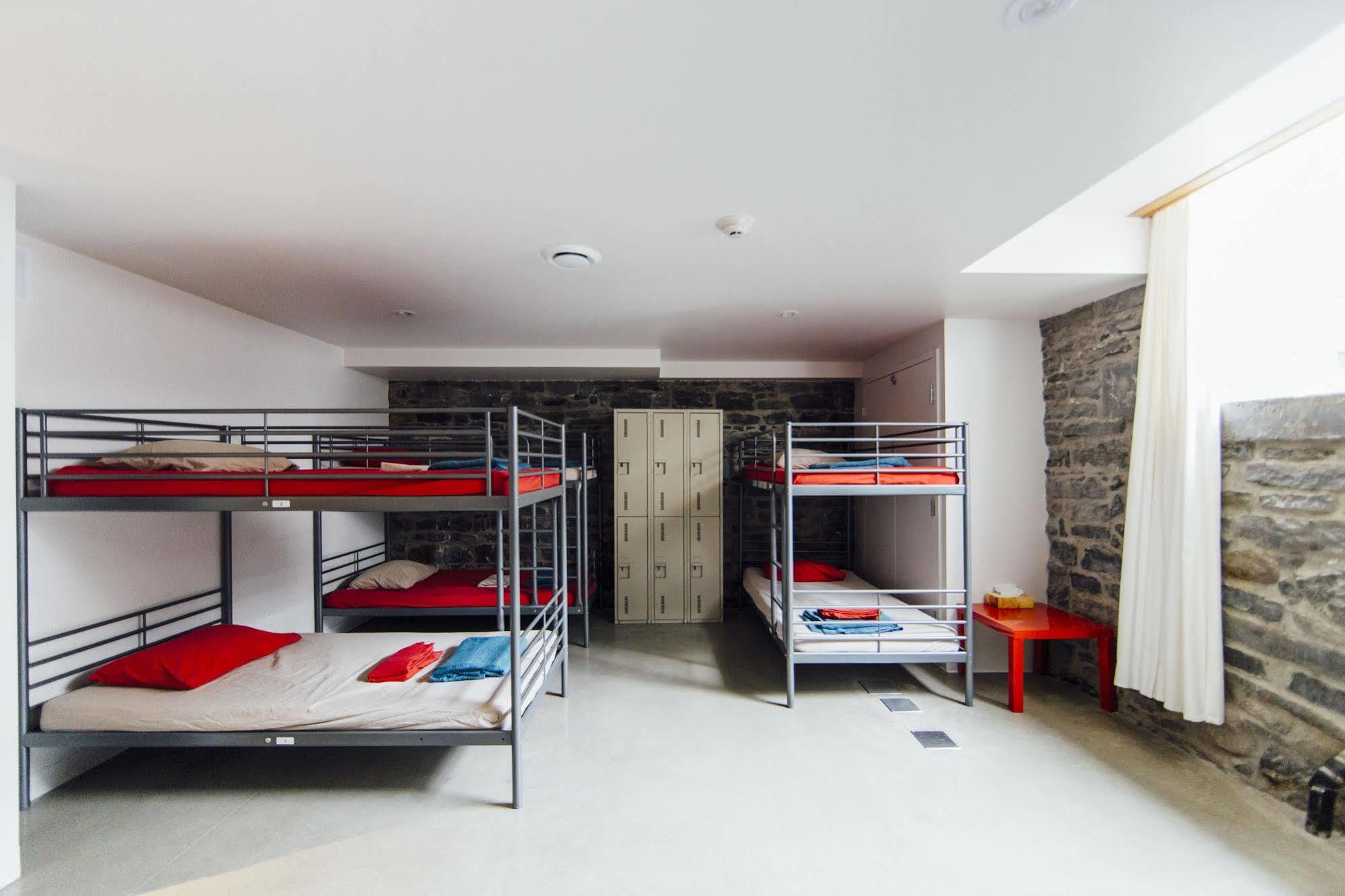 Alt Hostel Montreal Luaran gambar